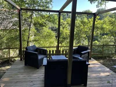 Coin salon dans l'établissement Le Petit Nid du Vieux Logis Ravissante Suite dans vallée troglodyte