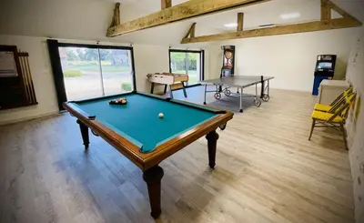 Billard dans l'établissement Chanteleux