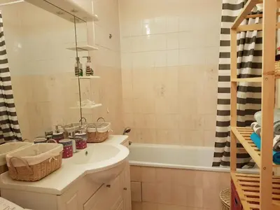 Salle de bains dans l'établissement Appartement de l'Étoile