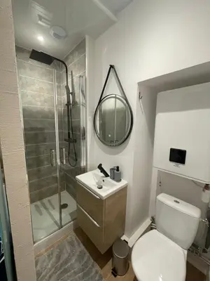 Salle de bains dans l'établissement Le logis de Lyla