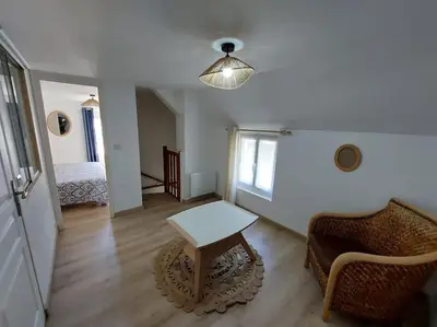 Coin salon dans l'établissement Le Logis du Quai