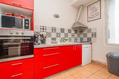 Cuisine ou kitchenette dans l'établissement Gite Le Chêne