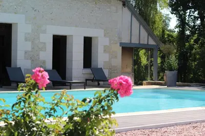 Piscine de l'établissement Domaine du Moulin de CHAREAU ou située à proximité