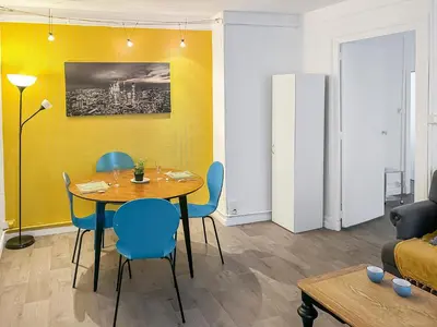 Coin salon dans l'établissement Moderne et Cosy au coeur de Tours