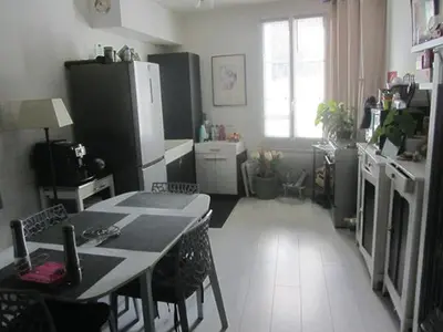Cuisine ou kitchenette dans l'établissement Chez Annie Chambre chez l'habitant