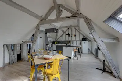Restaurant ou autre lieu de restauration dans l'établissement Le Rabelais - Appt à 5min du château dAmboise