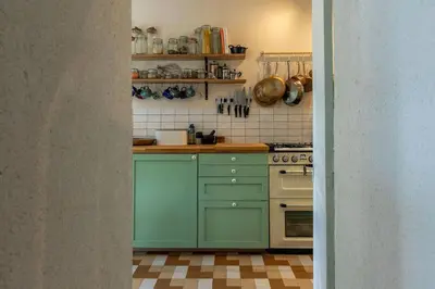 Cuisine ou kitchenette dans l'établissement La Belle France - Maison, Parking, à 200m du Cher