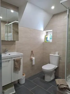 Salle de bains dans l'établissement Maison - 4 pièces - 2 personnes