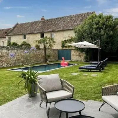 Maison de village sud Touraine avec piscine proche Chinon Azay