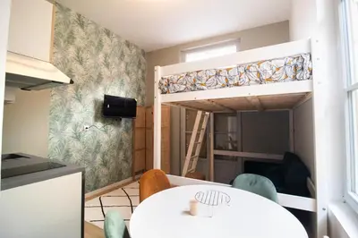 Télévision ou salle de divertissement dans l'établissement Studios Saint Jacques, Châtellerault