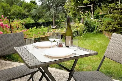 Jardin de l'établissement Charmante maison proche Amboise