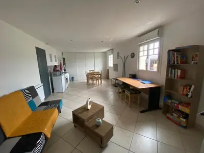 Coin salon dans l'établissement Logement spacieux 70m2