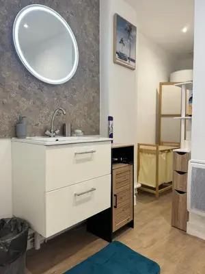 Salle de bains dans l'établissement Escale 1