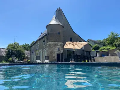 Piscine de l'établissement Meublés de Charme Romantique en Touraine ou située à proximité