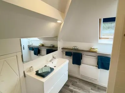 Cuisine ou kitchenette dans l'établissement Gîte de charme avec piscine chauffée, clim et WiFi en Loire - FR-1-381-602