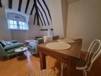 Coin salon dans l'établissement Appartement au centre de Richelieu