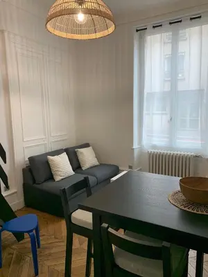 Coin salon dans l'établissement Studio cœur de ville