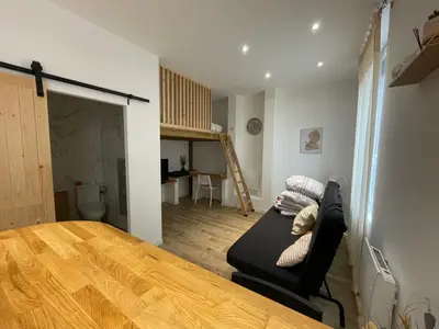Coin salon dans l'établissement Studio Cosy, 2 pas Gare de Tours