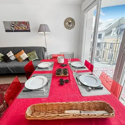 Balcon privé & déco élégante