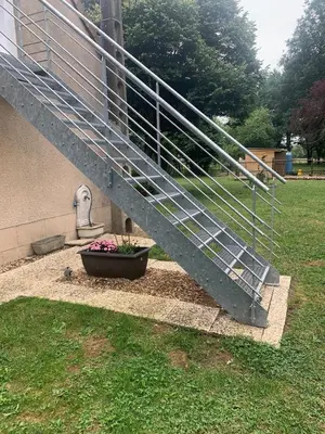Jardin de l'établissement Le petit bois mayetais