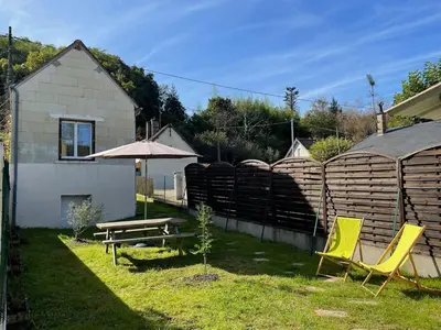 Jardin de l'établissement La Loge de Beauval maisonnette proche Zoo