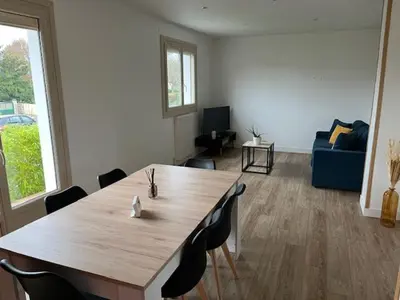 Coin salon dans l'établissement Maison avec jardin proche circuit des 24h