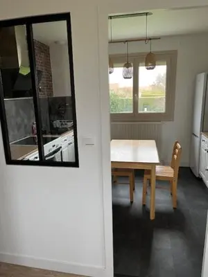 Cuisine ou kitchenette dans l'établissement Maison avec jardin proche circuit des 24h