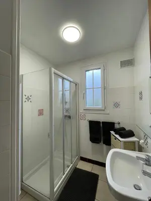 Salle de bains dans l'établissement Maison des Rêves de Loire