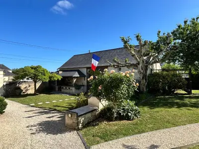 Jardin de l'établissement Le cerisier