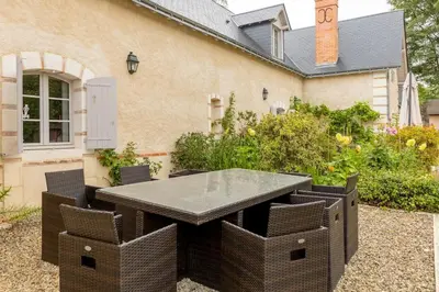 Jardin de l'établissement Domaine de la Garnauderie Gîte des Chênes
