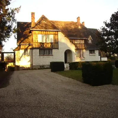 Le Manoir du coeur volant B&B
