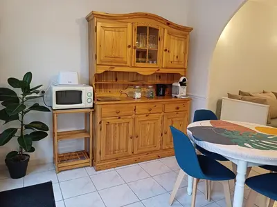 Cuisine ou kitchenette dans l'établissement Le Terminus, proche gare et centre-ville - 4 pers