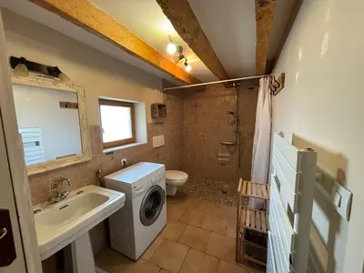 Salle de bains dans l'établissement Maison climatisée - Beauval et Châteaux