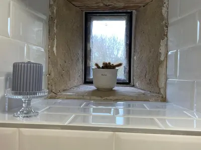 Plan de l'établissement Chambre spacieuse avec piscine et parking privé - FR-1-410-464