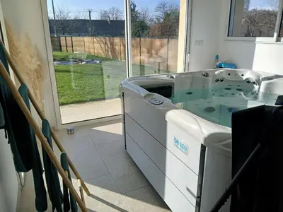 Cuisine ou kitchenette dans l'établissement Maison a 12 mn du circuit des 24h