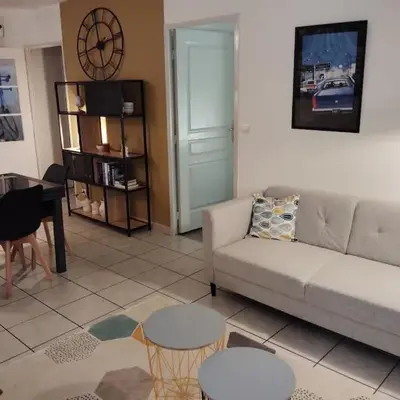 Charmant appartement 2 chambres - Proche Tours