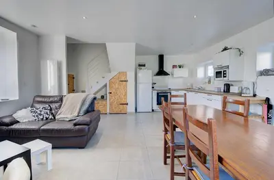 Cuisine ou kitchenette dans l'établissement La Maison à Côté - 6 couchages