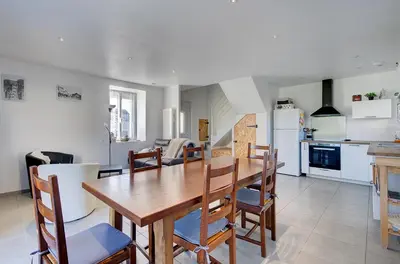 Cuisine ou kitchenette dans l'établissement La Maison à Côté - 6 couchages