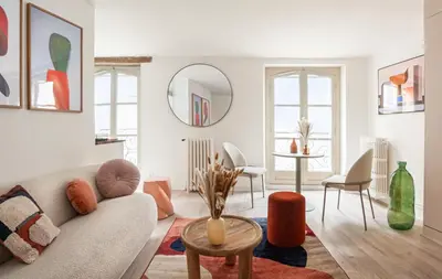 Coin salon dans l'établissement Le Beauvoir - Refuge Arty du XVIIIe siècle