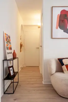 Coin salon dans l'établissement Le Beauvoir - Refuge Arty du XVIIIe siècle