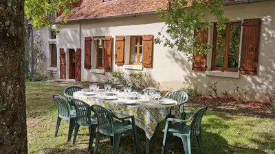 Jardin de l'établissement gite au jardin de grand-père