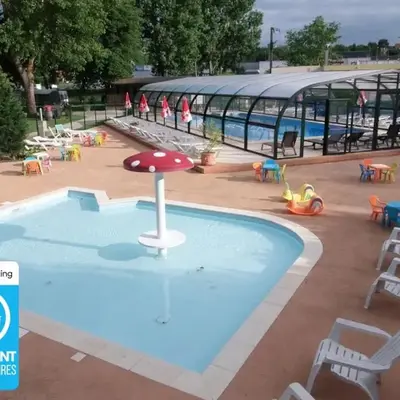 ZEcamping 4 étoiles dog friendly bar piscine couverte