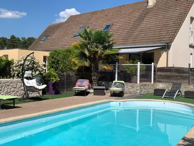 Piscine de l'établissement La Régence Ch 3 ou située à proximité