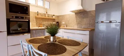 Cuisine ou kitchenette dans l'établissement Gîte La Petite Lochoise