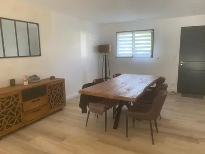 Plan de l'établissement Maison de plein pied à Arnage proche du circuit