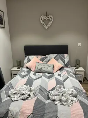 Un ou plusieurs lits dans un hébergement de l'établissement Guesthouse in Derce