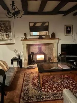 Télévision ou salle de divertissement dans l'établissement Guesthouse in Derce