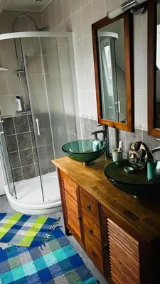Salle de bains dans l'établissement La Régence Ch 1