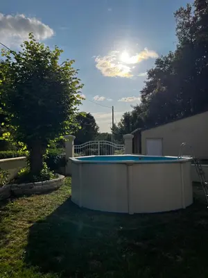 Piscine de l'établissement Altanka, Maison, calme au milieu de la nature près de Beauval, Chenonceau et autres chateaux de la Loire ou située à proximité