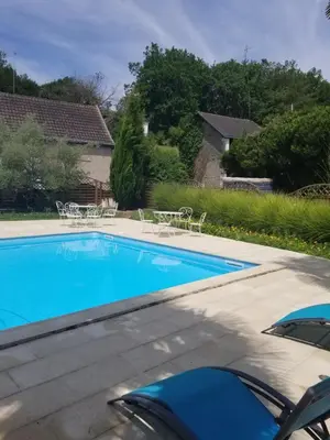 Piscine de l'établissement Appartement De La Vallée ou située à proximité